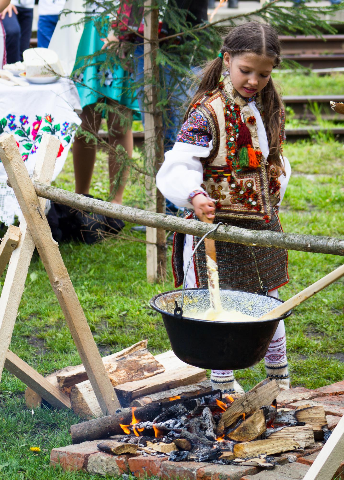 Крафтовые продукты и вино. Куда можно поехать в гастротуры по Украине